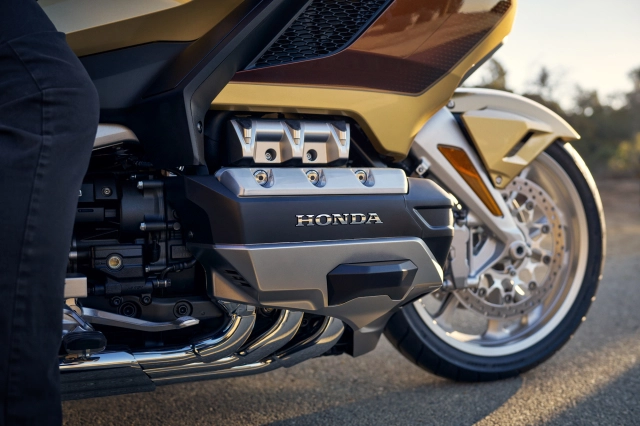 Honda việt nam ra mắt gold wing 2025 phiên bản kỷ niệm 50 năm với giá hơn 12 tỷ đồng - 9