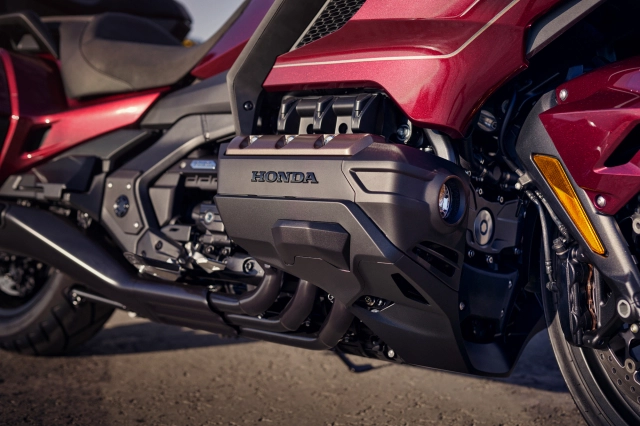 Honda việt nam ra mắt gold wing 2025 phiên bản kỷ niệm 50 năm với giá hơn 12 tỷ đồng - 10