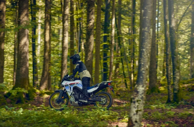 Honda xl750 transalp 2025 phiên bản mới mượt mà và tiện nghi hơn đã ra mắt - 5