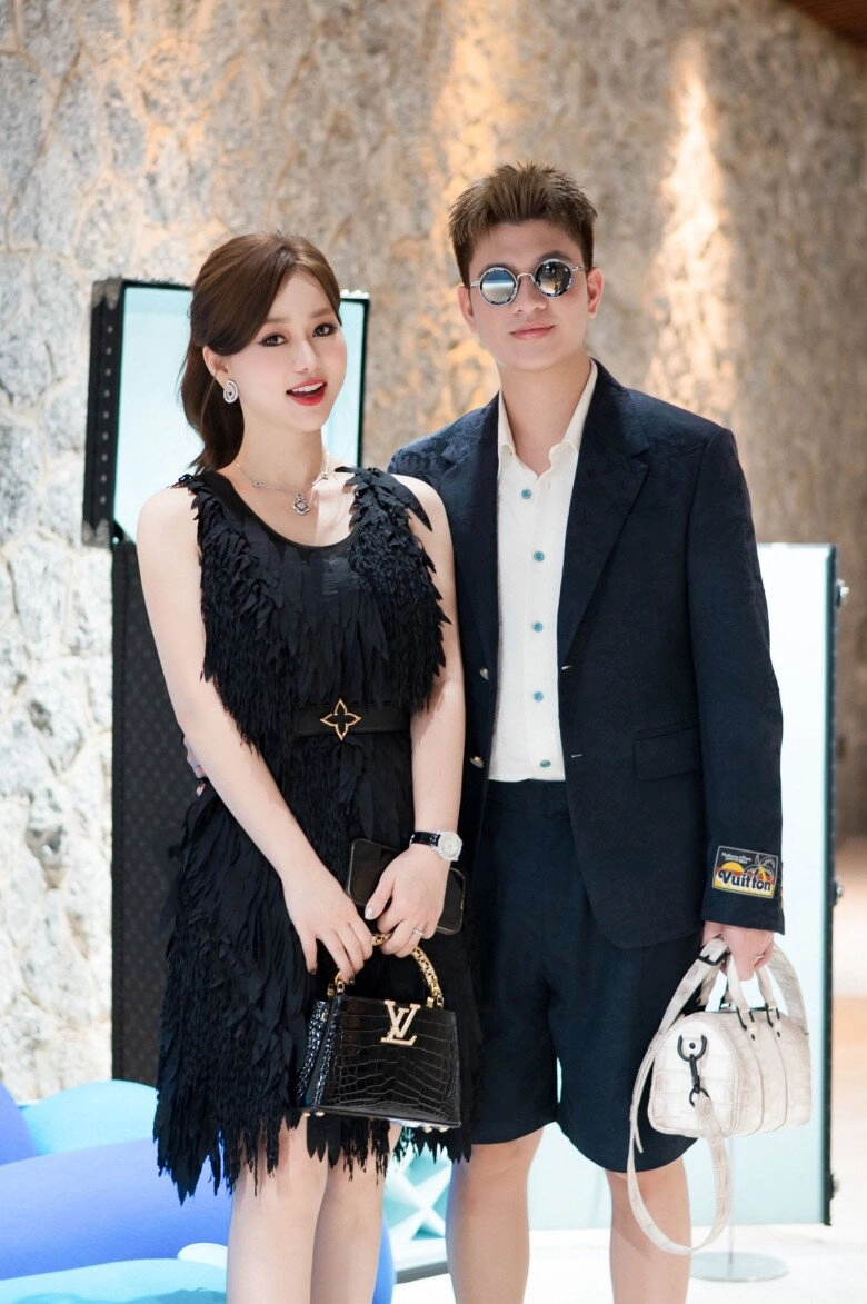 Hotgirl sài gòn càng đẻ càng đẹp làm mẹ 2 con vẫn nõn nà như gái 18 được chồng doanh nhân cưng chiều - 3