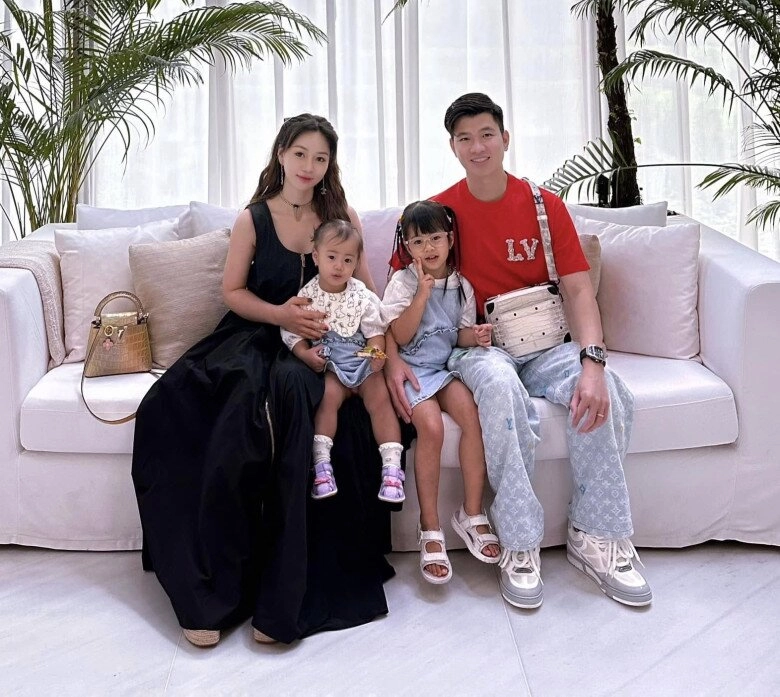 Hotgirl sài gòn càng đẻ càng đẹp làm mẹ 2 con vẫn nõn nà như gái 18 được chồng doanh nhân cưng chiều - 13