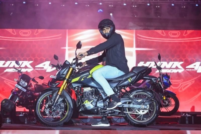 Khám phá hunk 160r 4v chiến binh mới khuấy đảo phân khúc xe côn tay 160cc - 7