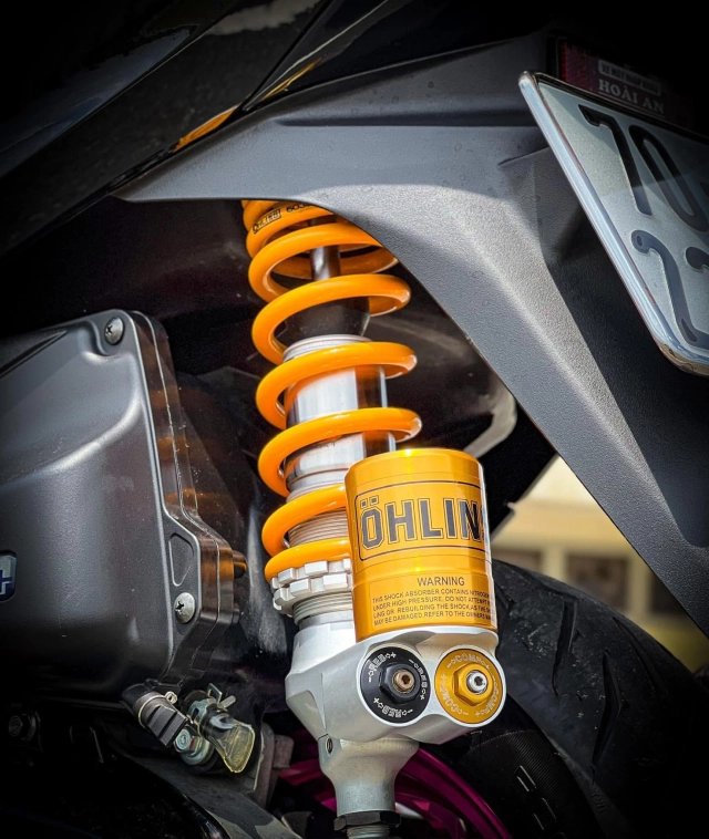 Khi sự cá tính lên ngôi với honda lead 125 độ với sắc hồng chất lừ - 9