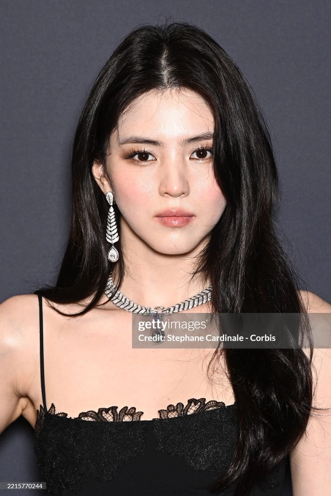 khó chấm han so hee - mina tại cannes thiên nga trắng cạnh thiên nga đen - 6