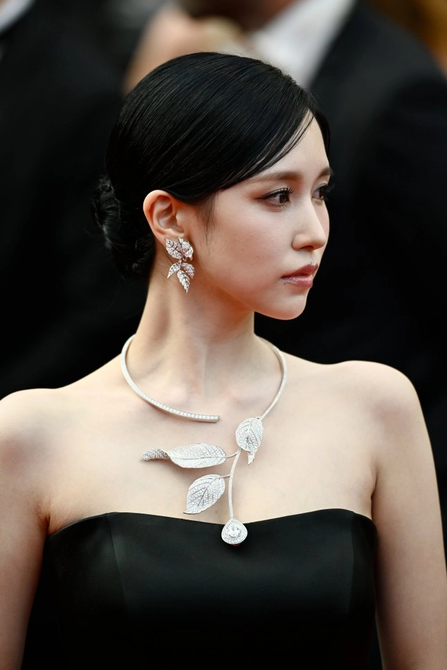 khó chấm han so hee - mina tại cannes thiên nga trắng cạnh thiên nga đen - 11