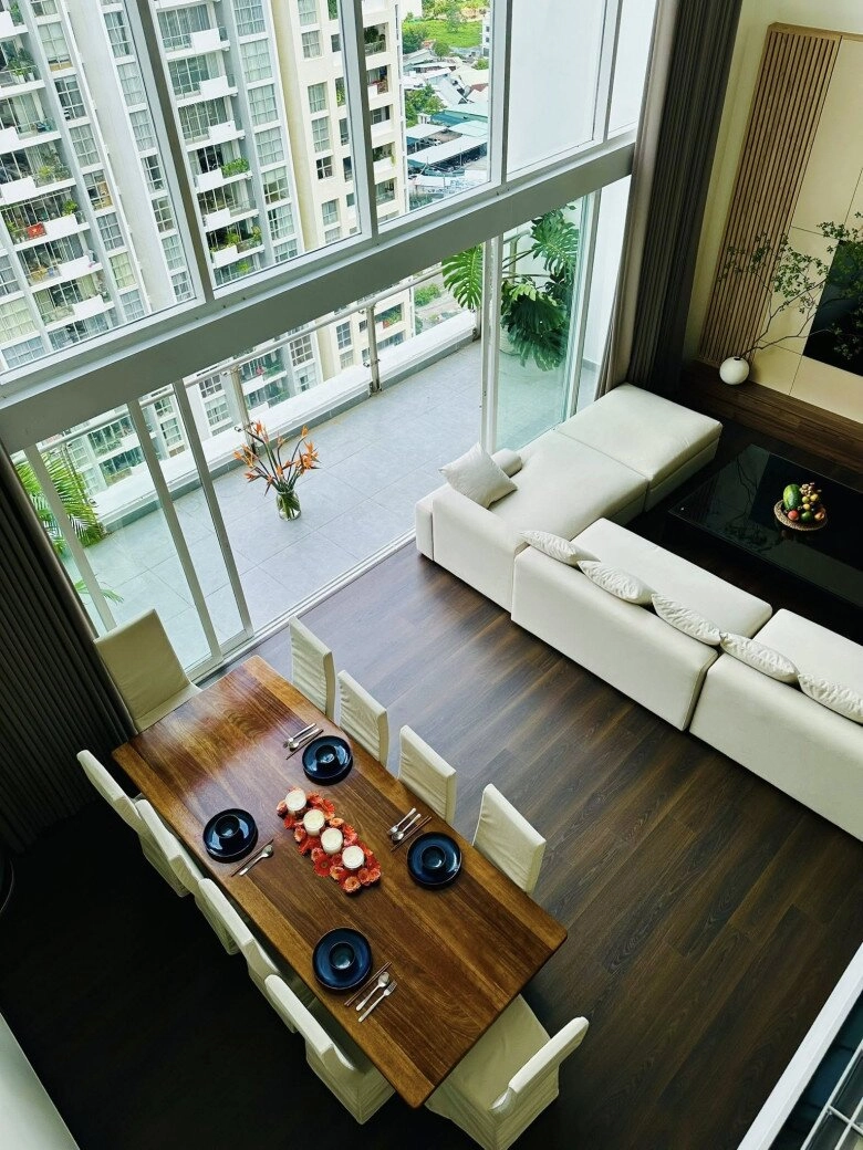 Khối tài sản của chị đẹp lấy chồng tây 1m9 mời hội chị em tới nhà mới mà cầu kỳ hơn cả nhà hàng - 3