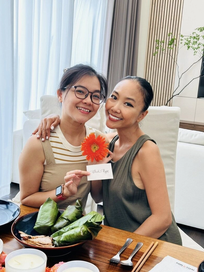 Khối tài sản của chị đẹp lấy chồng tây 1m9 mời hội chị em tới nhà mới mà cầu kỳ hơn cả nhà hàng - 15