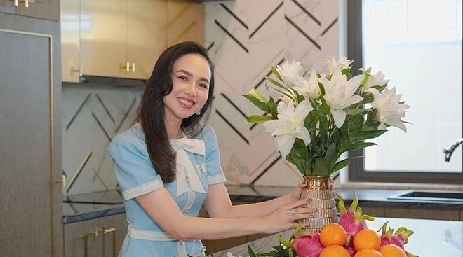 Khối tài sản khủng của người đẹp việt lấy đạo diễn trăm tỷ sống trong 2 tổ ấm đẹp như mơ - 5