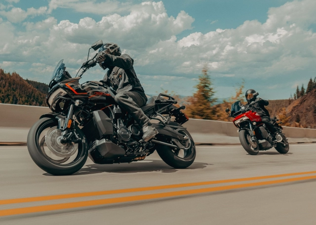 Không cần cgi harley-davidson pan america 1250 st tự thân làm nên kỳ tích trong thunderbolts - 4