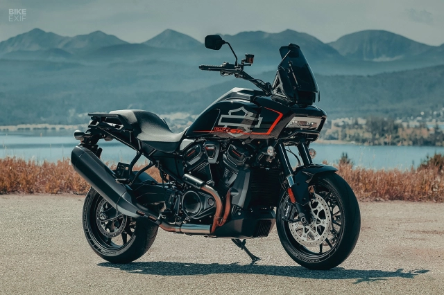 Không cần cgi harley-davidson pan america 1250 st tự thân làm nên kỳ tích trong thunderbolts - 6
