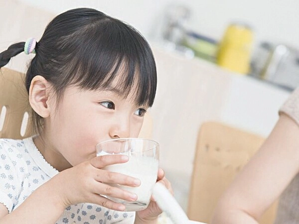 Không cần phòng dịch kiểu cũ mẹ gen z chọn cách nuôi con khỏe từ bên trong - 3
