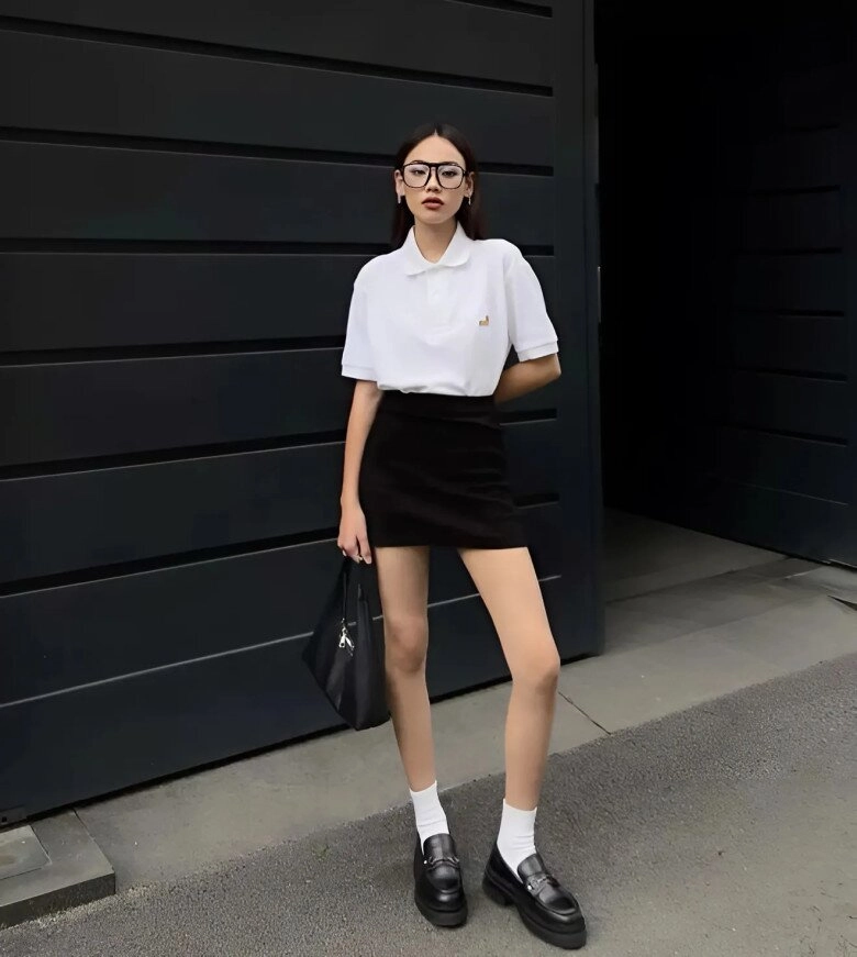Kiểu áo mùa hè mặc với chân váy sang hơn sơ mi diện đi làm ai cũng tưởng bạn giàu ngầm - 2