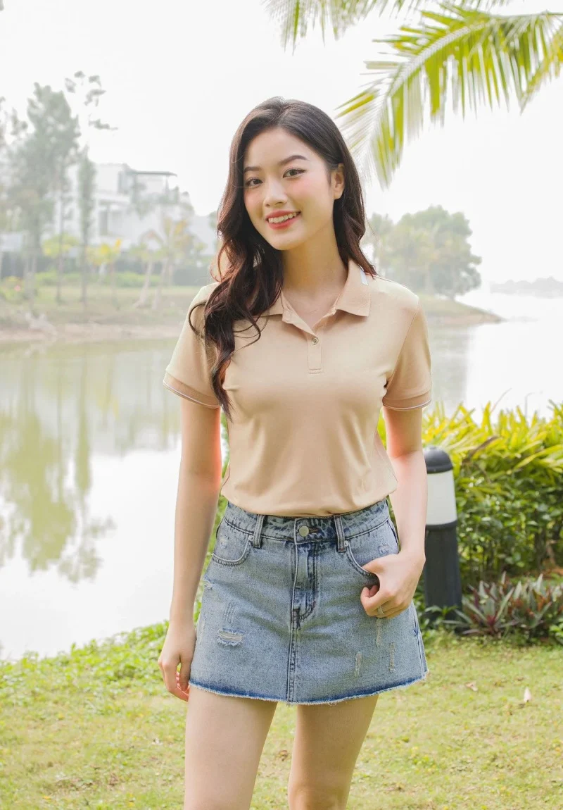 Kiểu áo mùa hè mặc với chân váy sang hơn sơ mi diện đi làm ai cũng tưởng bạn giàu ngầm - 4
