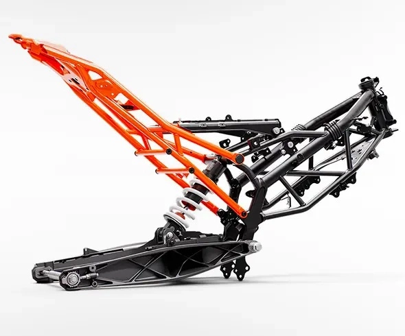 Ktm rc200 2025 chính thức ra mắt vẫn ngầu vẫn chất lại còn xanh hơn - 4