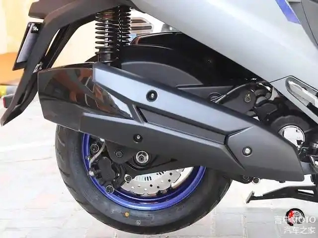 Kymco ct250 2025 vừa ra mắt với giá bán quy đổi khoảng 63 triệu đồng đối thủ khó xơi của xmax 250 - 10