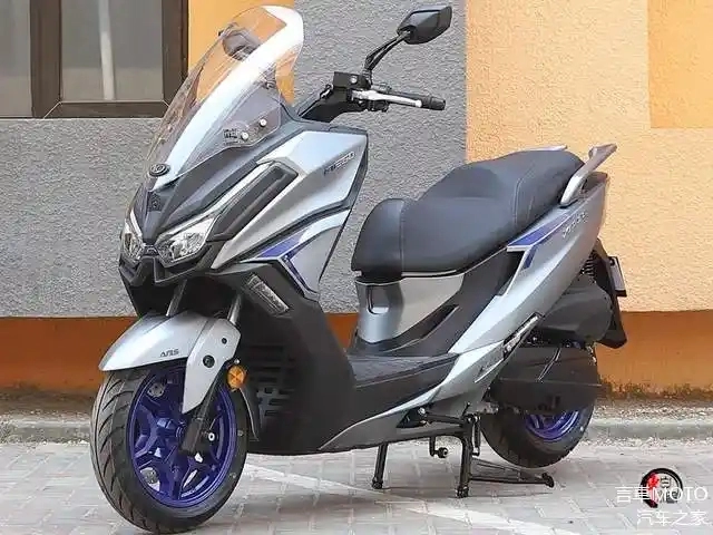 Kymco ct250 2025 vừa ra mắt với giá bán quy đổi khoảng 63 triệu đồng đối thủ khó xơi của xmax 250 - 13