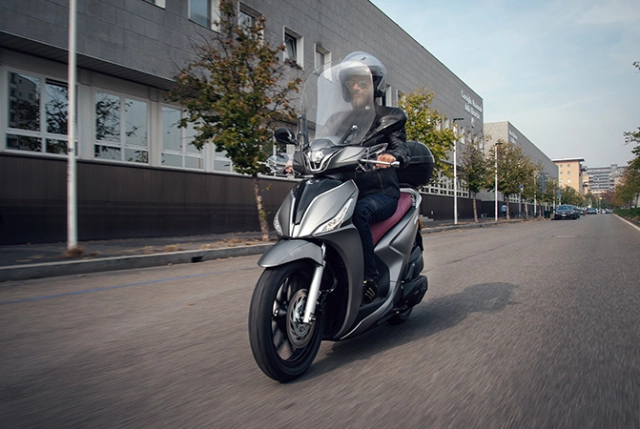 Kymco tarsely s125 chiếc tay ga phiêu thành thị đối thủ mới của honda sh125i - 1