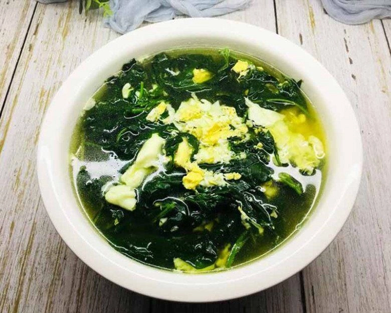Lá này canxi gấp 2 lần sữa giúp bảo vệ dây thần kinh có lợi cho mắt nhưng ít người biết ăn đem nấu canh mùa hè cực đắt khách - 5