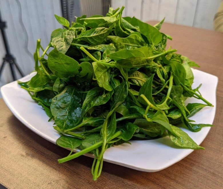 Lá này là ngân hàng canxi bổ mắt dưỡng gan mà nhiều người chỉ lấy quả bỏ lá - 2