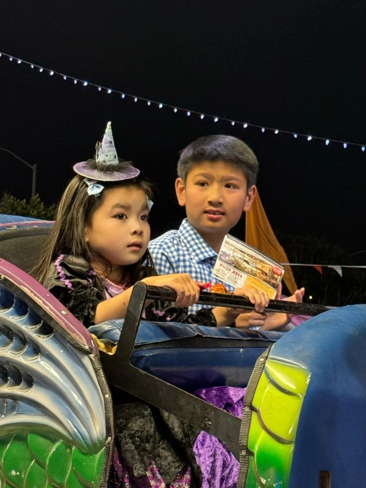 Làm mẹ đơn thân nuôi con tự kỷ 13 tuổi chưa biết nhai ca sĩ nguyễn hồng nhung vẫn sống sung túc ở mỹ trong biệt thự 200m2 - 4
