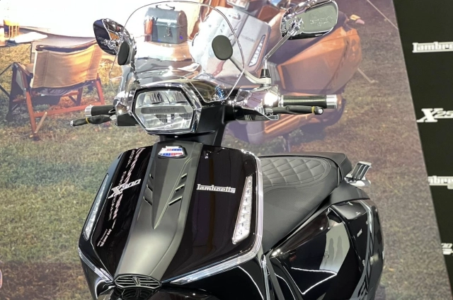 Lambretta x300 gt 2025 trình làng kẻ tám lạng người nửa cân với honda sh350i - 1