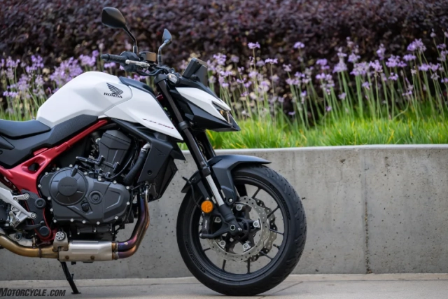 Lần đầu lái cb750 hornet 2025 một chiếc xe thật sự vào việc đúng kiểu honda - 3