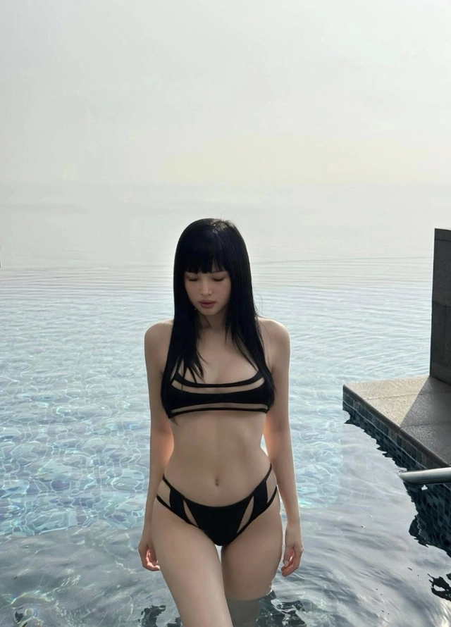 Lệ quyên phương trinh jolie trang pháp gợi cảm với bikini nhưng hotgirl tâm tít được khen cực phẩm hơn cả - 9