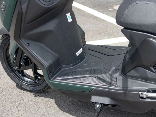 Lingchen 007 giao diện như yamaha xmax công nghệ hơn hẳn honda sh mà có giá rẻ như vision - 4