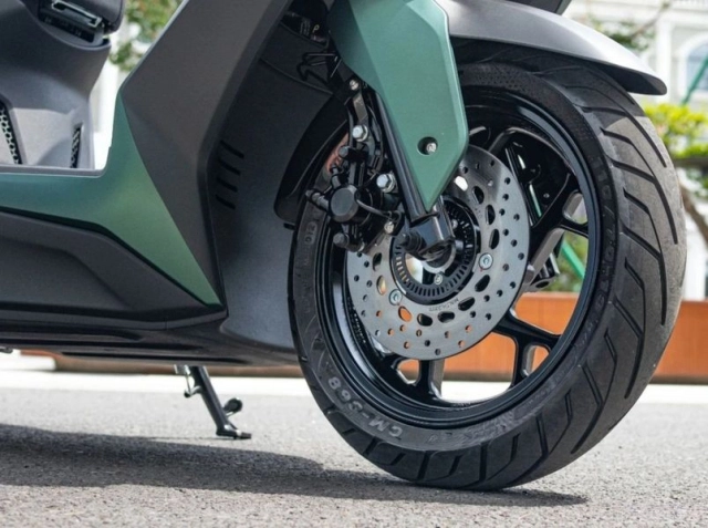 Lingchen 007 giao diện như yamaha xmax công nghệ hơn hẳn honda sh mà có giá rẻ như vision - 7