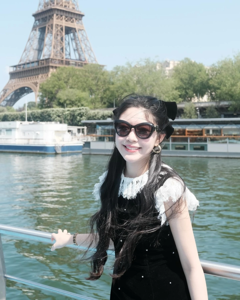 Lọ lem như tiểu thư quý tộc ở paris với set đồ hơn 200 triệu đồng - 4