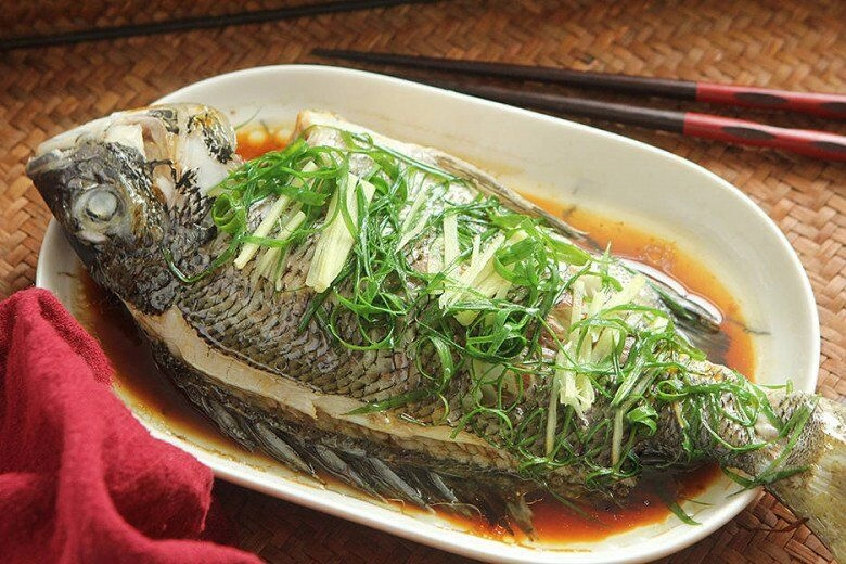 Loại cá bình dân ít xương nhiều thịt không là đặc sản nhưng được ưa chuộng giá dao động 60000 đồngkg đem hấp cực ngon - 4
