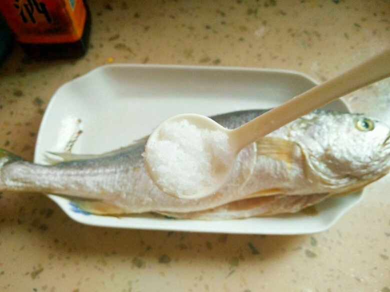 Loại cá giá rẻ nhưng rất bổ đem hấp hành gừng phải gọi là đỉnh của chóp thanh mát ngày hè - 4