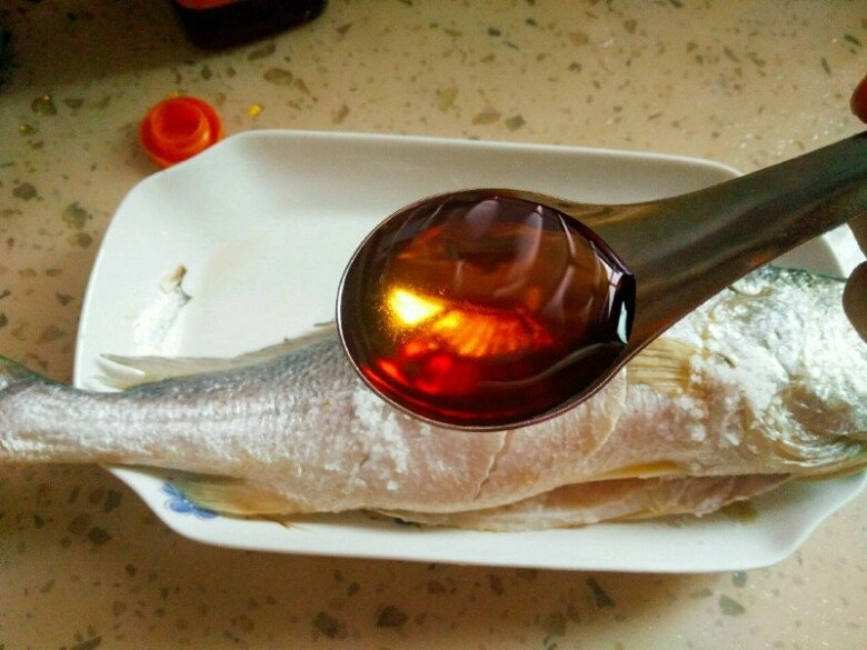 Loại cá giá rẻ nhưng rất bổ đem hấp hành gừng phải gọi là đỉnh của chóp thanh mát ngày hè - 5