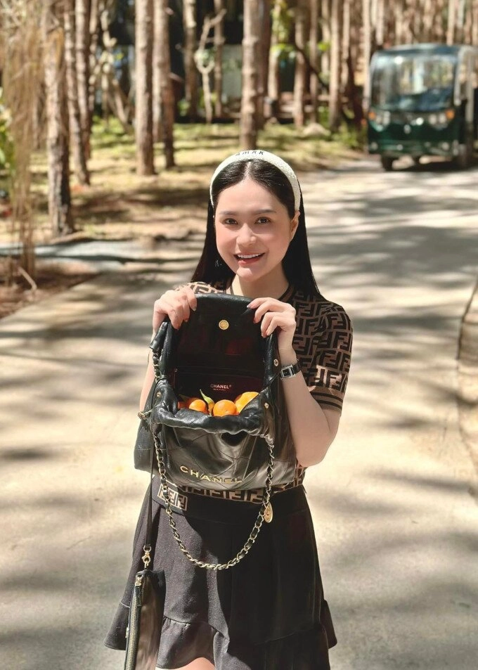Loạt sao việt gây trầm trồ vì xách túi hiệu chỉ để đựng trái cây có chiếc lên đến cả trăm triệu - 7