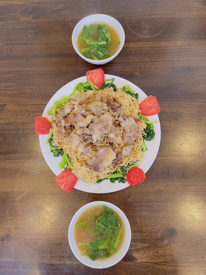 Lý do mc chúng tôi là chiến sĩ hiếm khi thể hiện tài nấu nướng bữa cơm nhà hao cơm làm nhiều người xuýt xoa - 6