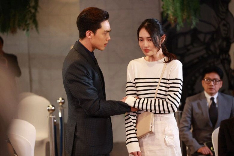 Ly hôn 7 tháng vợ cũ đẻ con giống hệt mình chồng đến nhận thì khui được bí mật không thể ngờ - 4