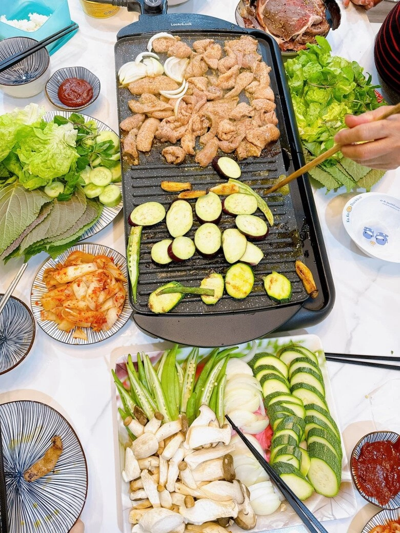 Mâm cơm của vợ trẻ bằng kiều được khen ngợi toàn món quốc dân nhìn là thèm - 11