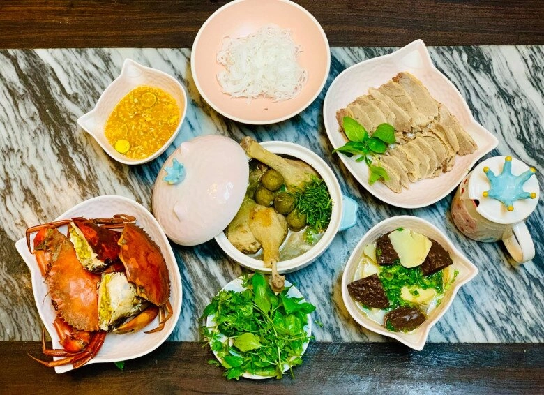 Mâm cơm đậm vị việt nam của diễn viên diệu hương ở mỹ có loại lá quý vô giá - 8