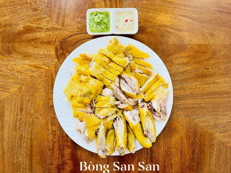 Mâm cơm đậm vị việt nam của diễn viên diệu hương ở mỹ có loại lá quý vô giá - 11