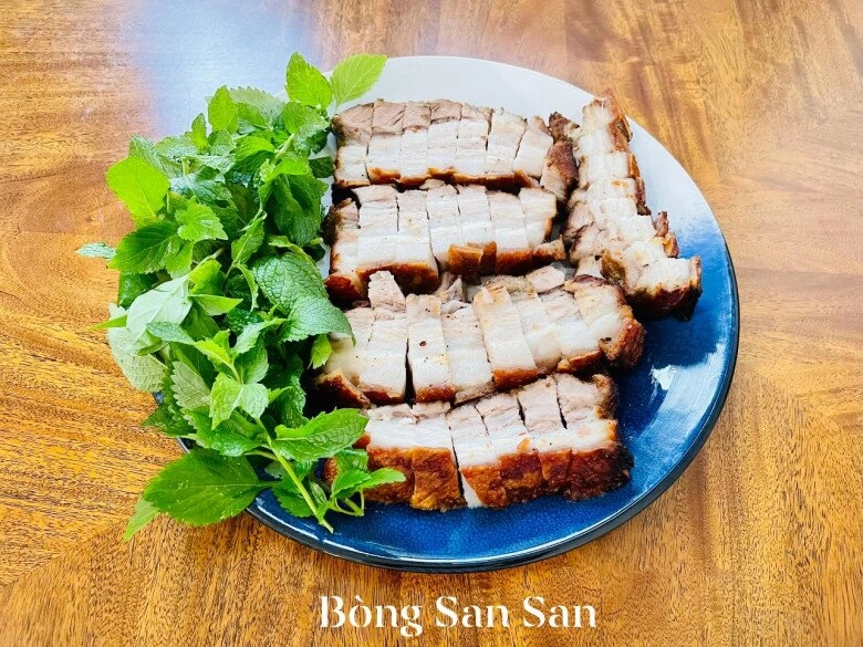 Mâm cơm đậm vị việt nam của diễn viên diệu hương ở mỹ có loại lá quý vô giá - 14
