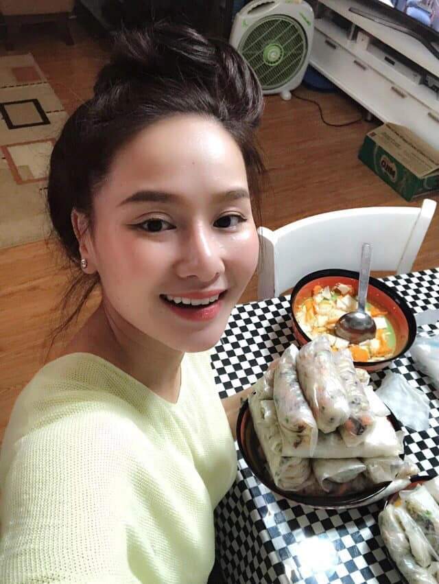Mâm cơm thân thương mẹ ruột ca sĩ thu phượng nấu cho con gái có món không đầu bếp nào sánh được - 4