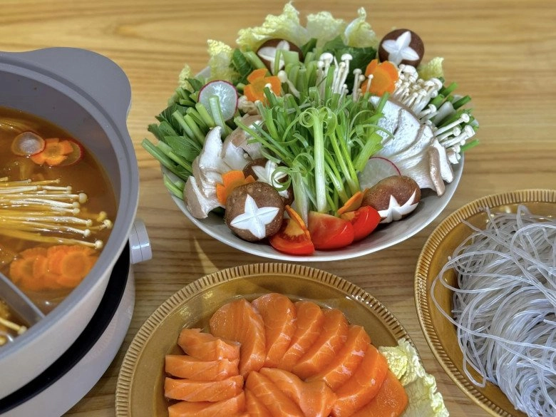 Mát trời hơn btv đan lê làm 2 món lẩu ngon còn có lẩu siêu tốc xứng đáng điểm 10 - 2