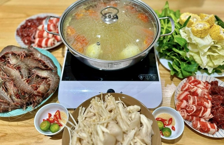 Mát trời hơn btv đan lê làm 2 món lẩu ngon còn có lẩu siêu tốc xứng đáng điểm 10 - 4
