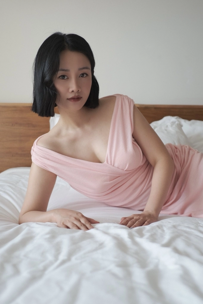 Mc quỳnh chi đưa con gái ba tháng tuổi du lịch biển - 11