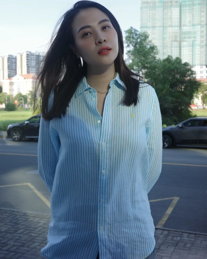 Mẹ con đàm thu trang bắt trend mốt áo nhận diện giới giàu kín đáo - 2
