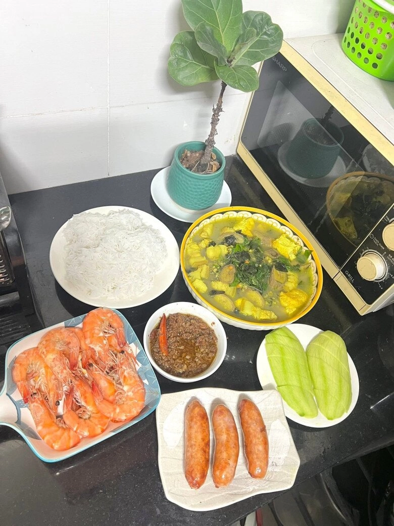 Mẹ đảm 3 con khoe loạt cơm nhà cực chất lượng thường xuyên đổi thực đơn ít khi trùng món - 11