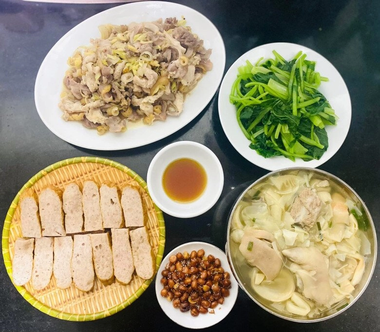 Mẹ đảm 3 con khoe loạt cơm nhà cực chất lượng thường xuyên đổi thực đơn ít khi trùng món - 14