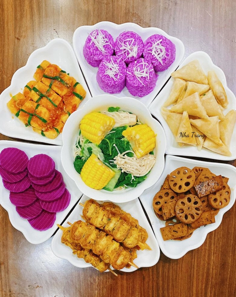 Mẹ đảm gợi ý 7 mâm cơm chay vừa ngon đẹp mắt lại dễ làm để cúng rằm tháng 7 - 4