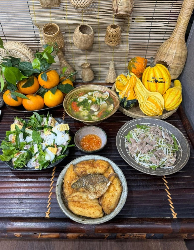 Mẹ đảm hải phòng khoe loạt cơm hè nhìn là mê chồng con suốt ngày khen mẹ nấu ăn là ngon nhất - 4