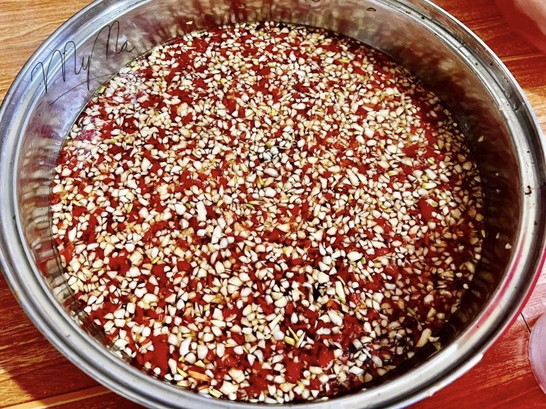Mẹ đảm mách cách pha nước chấm 100 tỏi ớt nổi chỉ cần tỉ lệ này chuẩn là được ngay - 4